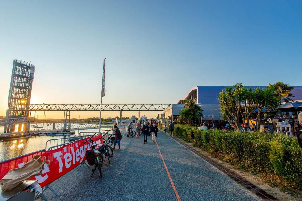 Centre Ville - Lumineux - Fibre Internet Haut Debit - Route Des Plages لوريا المظهر الخارجي الصورة